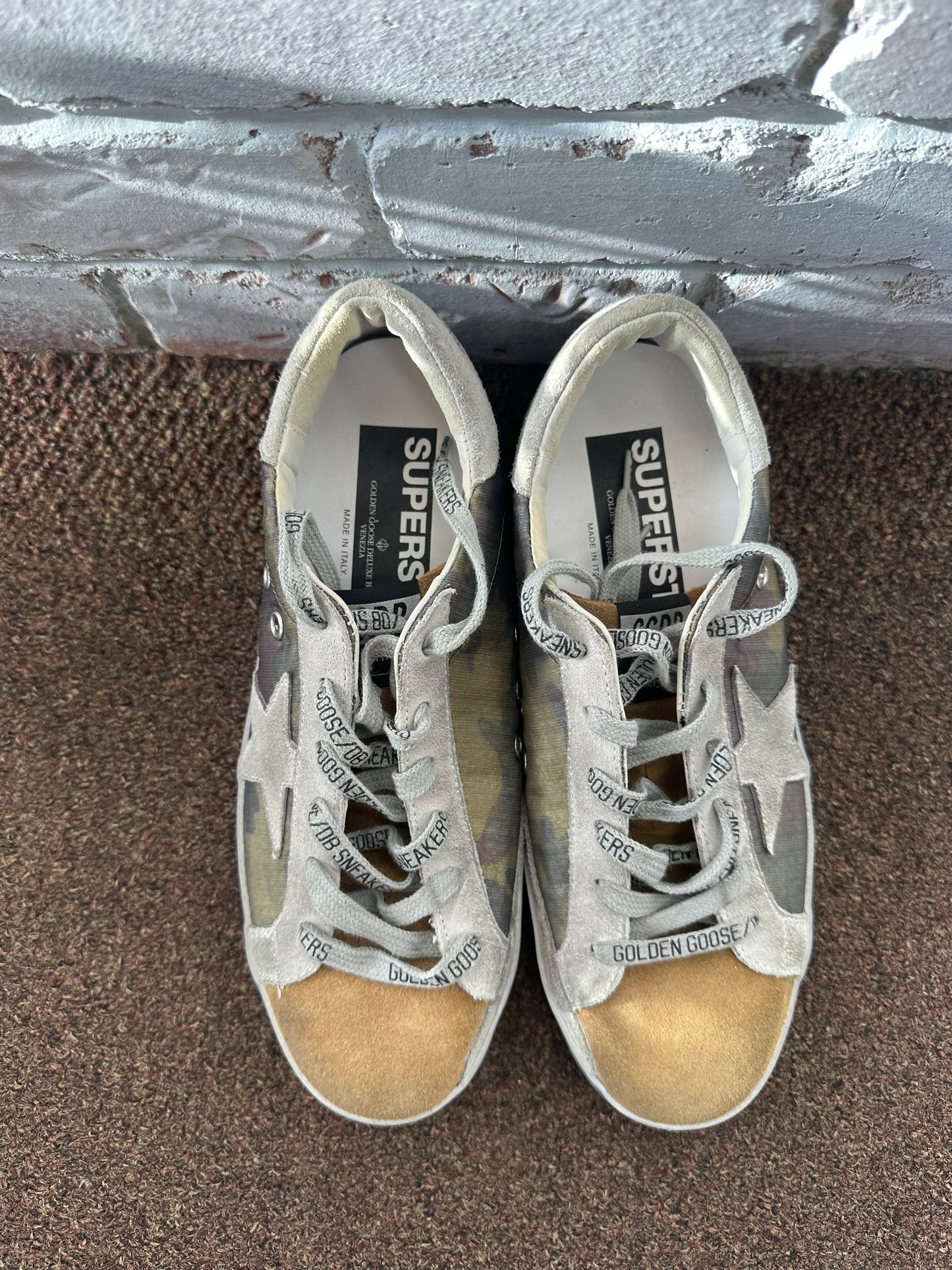 GOLDEN GOOSE Sneakers