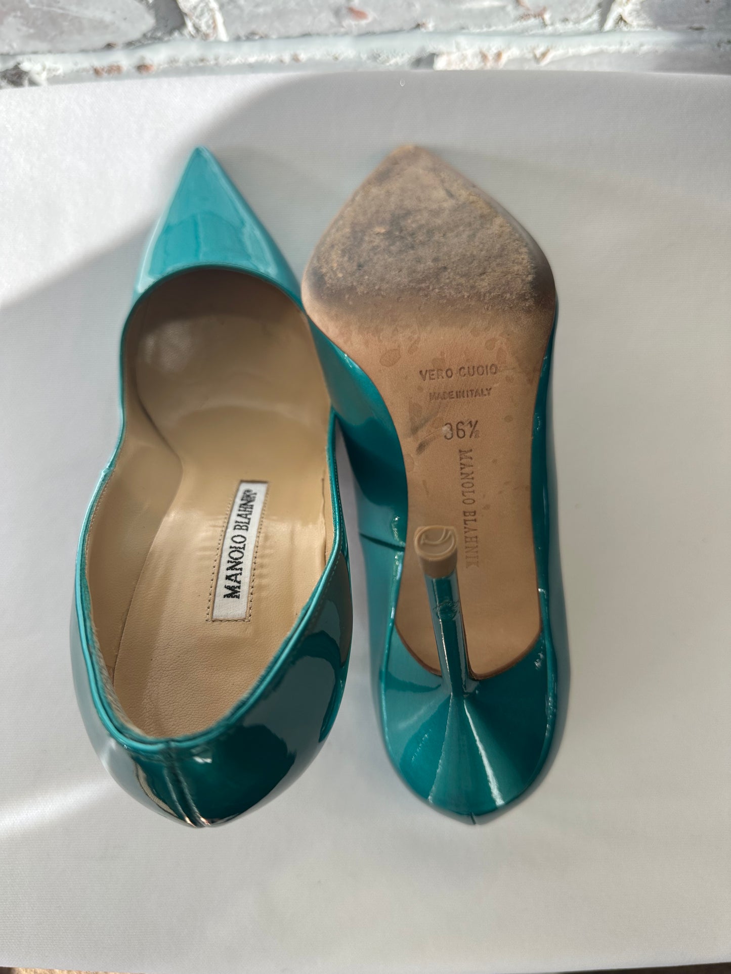 Manolo Blahnik Pump