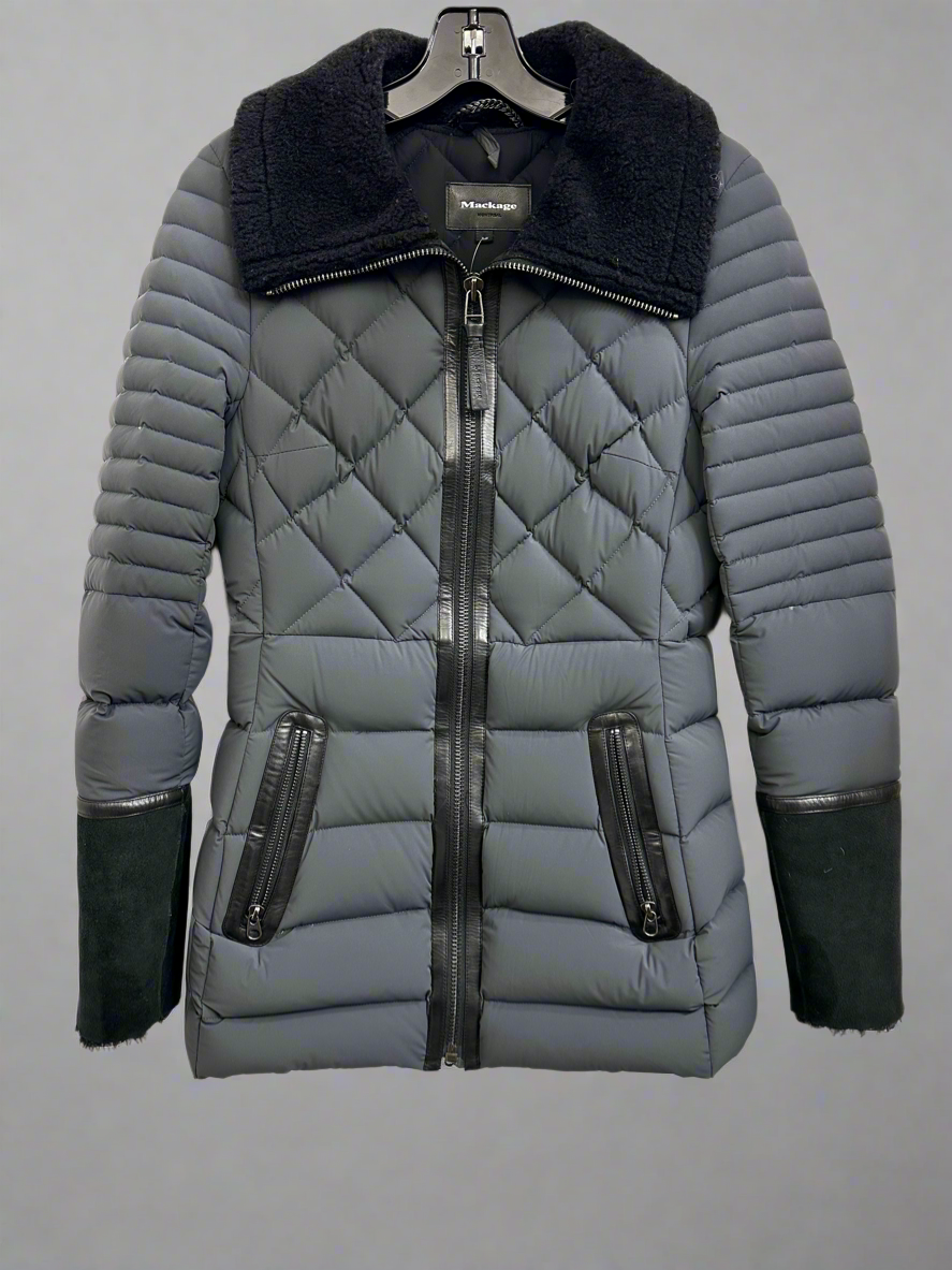 Mackiage Quilted Short Coat