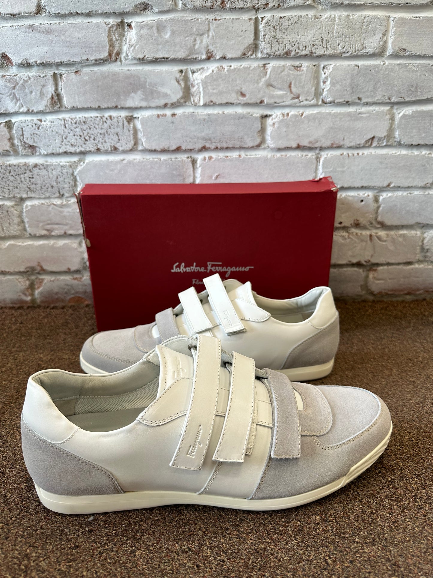 Ferragamo low top Sneakers