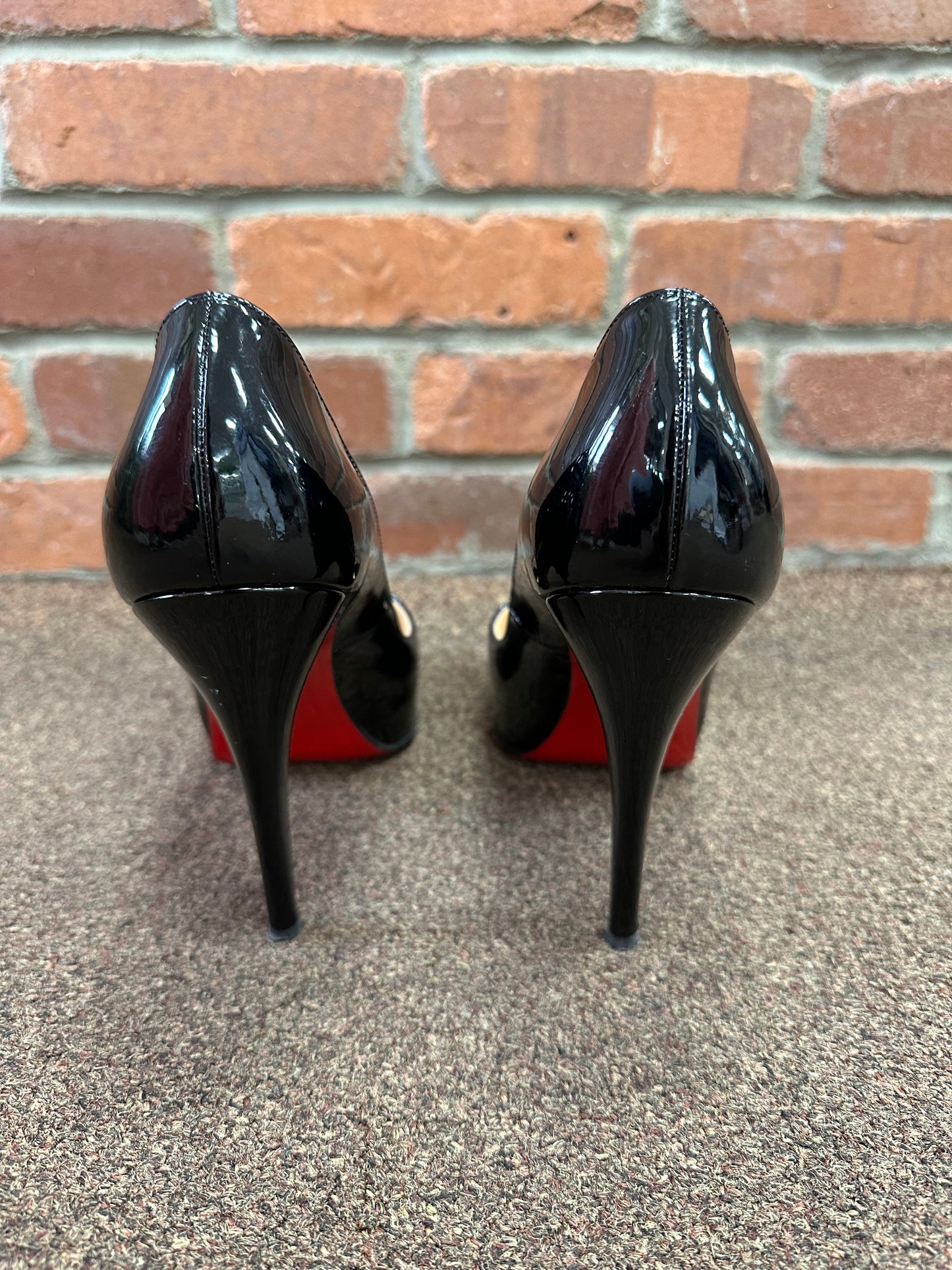 Christian Louboutin Pump