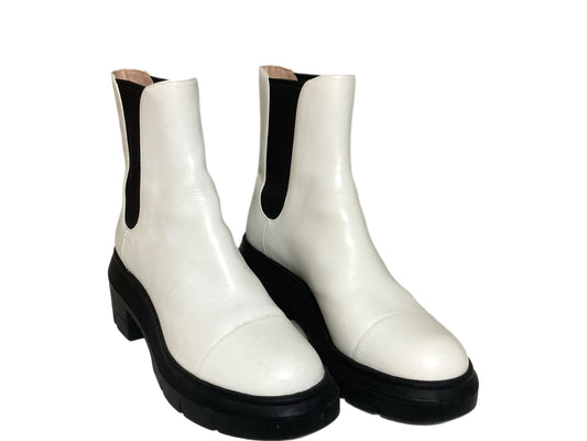 STUART WEITZMAN Leather Pull On Booties White Size 7 Wide