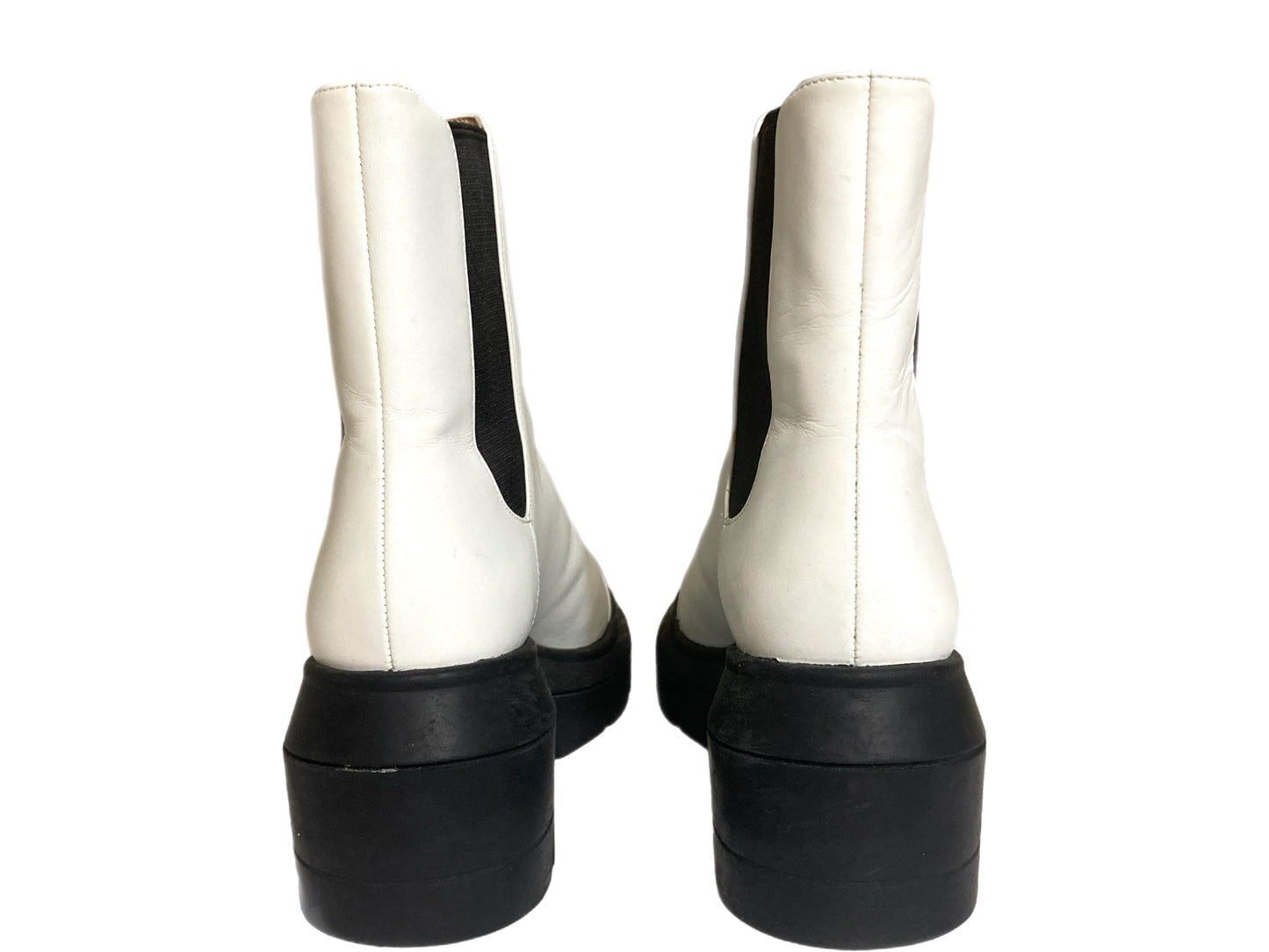 STUART WEITZMAN Leather Pull On Booties White Size 7 Wide