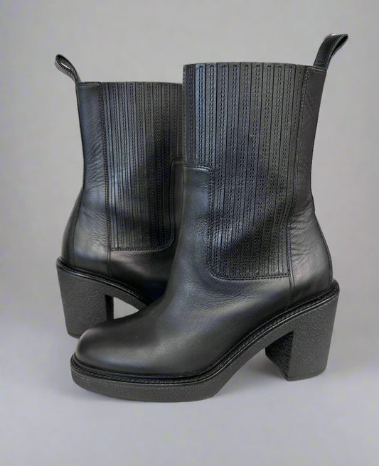 HERMES Boots