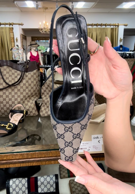 Gucci pumps