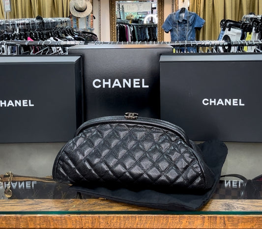 CHANEL Timeless Clutch Black